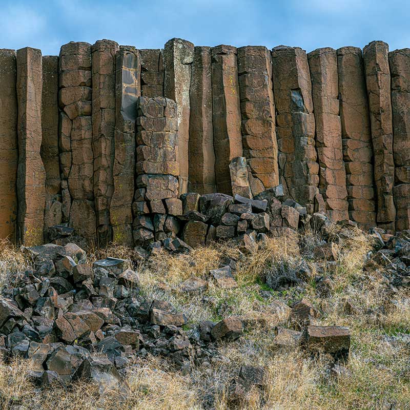 Vertical columns of basalt at Drumheller Channels National Natural Landmark in Washington